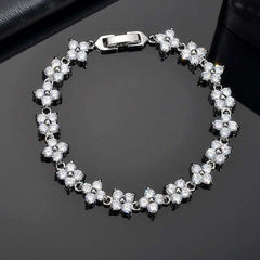 Small Flower Zircon Bracelet