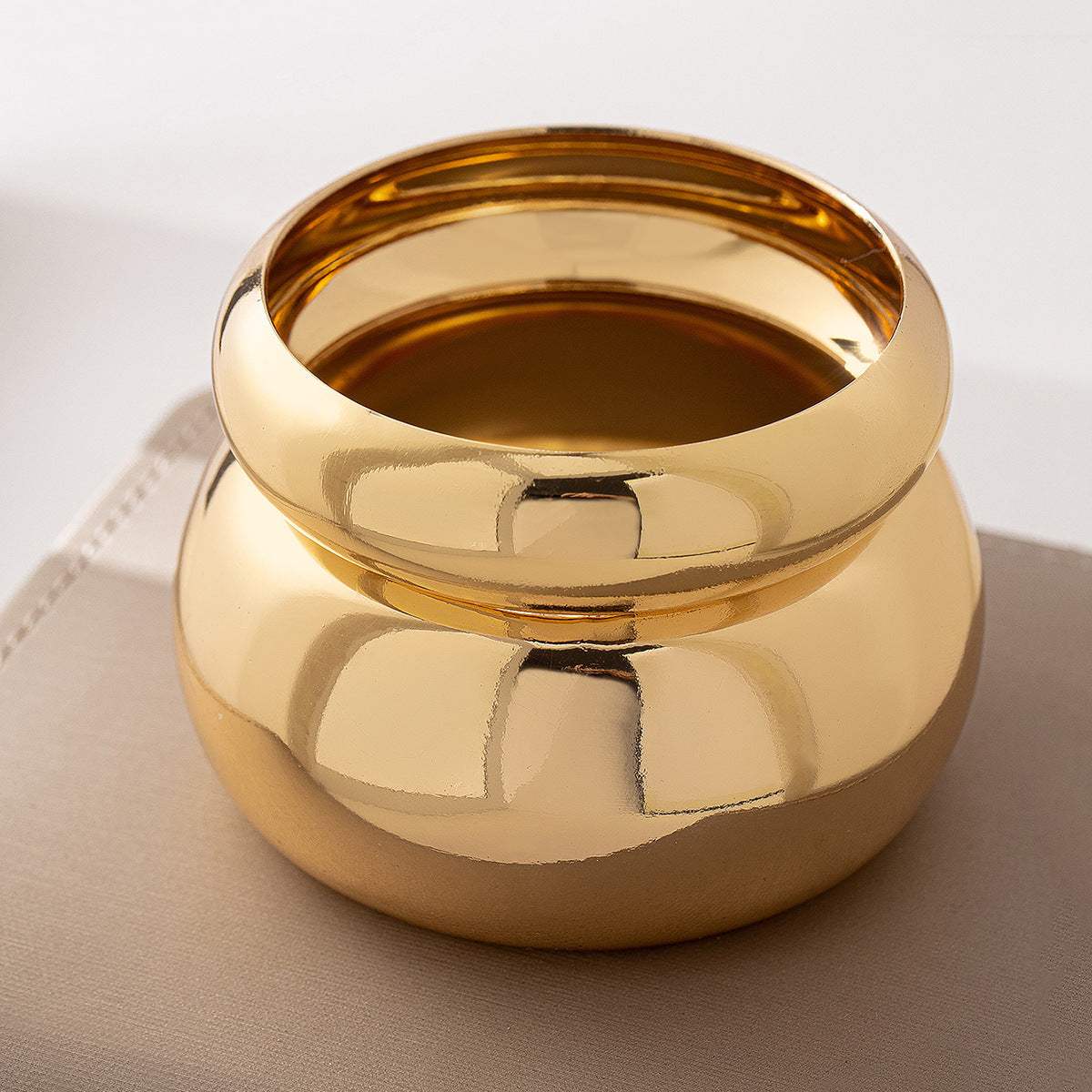 Round Gold Bracelet