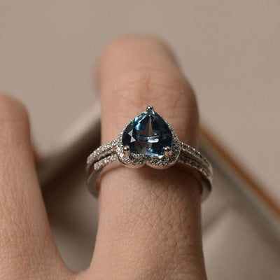Blue Heart Zircon Ring